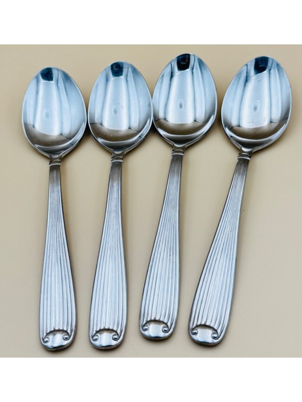 4 Reed & Barton FLUTED SCROLL Oval Place Soup Spoons  Stainless Steel 7"